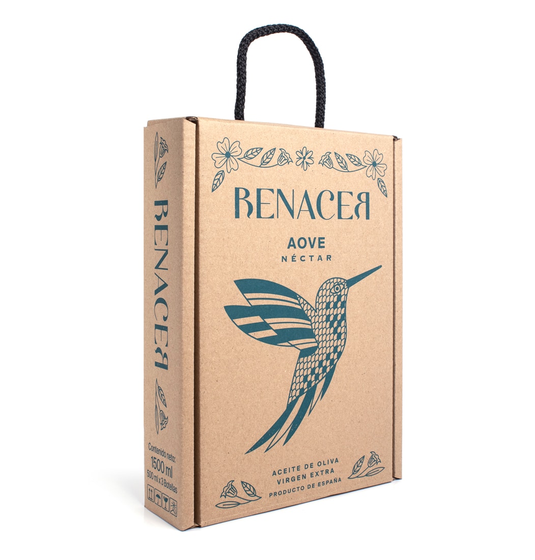 Packaging aceite de oliva en Cordoba. Diseño de etiquetas para aceite. Decoración premium de botellas de aceite. Renacer aove design